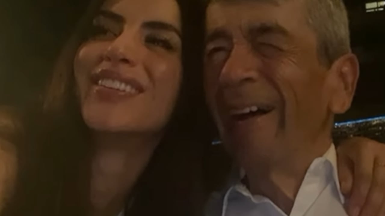 La presentadora anunció la muerte de su padre la noche del sábado, 20 de diciembre.