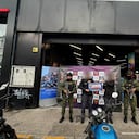 El CTI de la Fiscalía y el Ejército Nacional en una de las sedes de Lili Pink que fue objeto de extinción de dominio