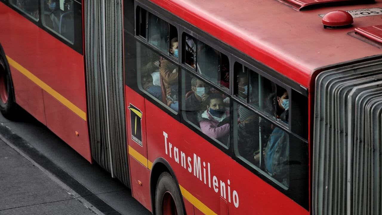 Durante la mañana hubo bloqueos en la vía por manifestaciones.