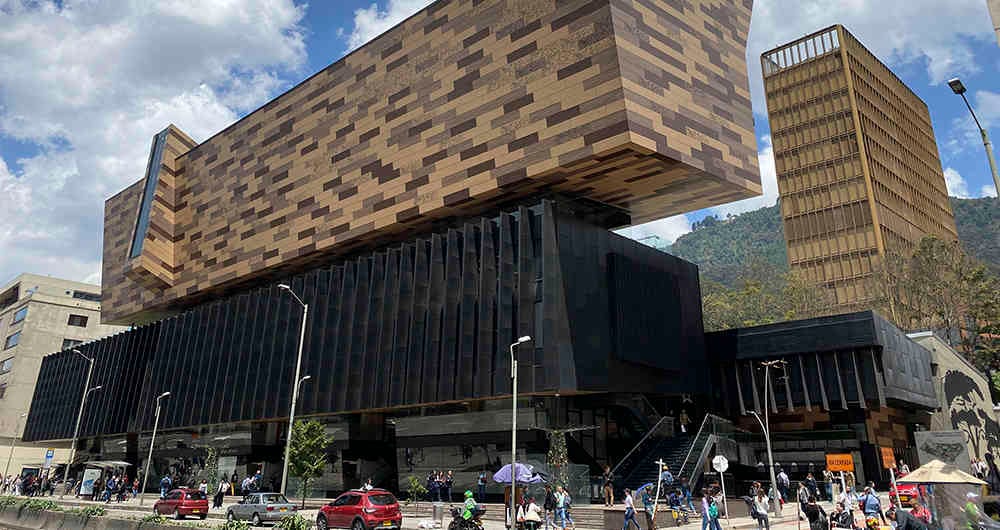 La Universidad Javeriana de Bogotá decidió cerrarle las puertas a Laje.