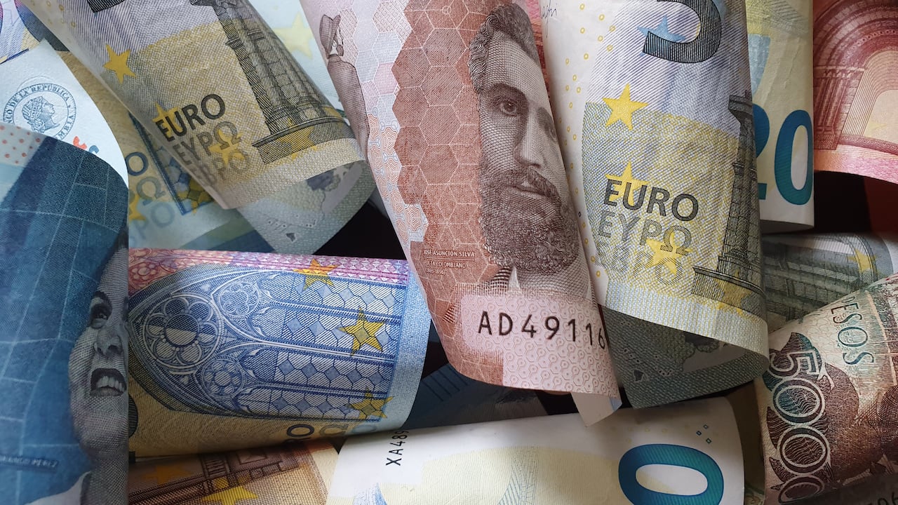 Peso colombiano sigue revaluándose frente al euro.