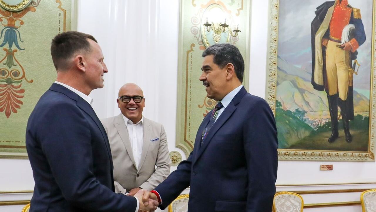 Richard Grenell, emisario de Donald Trump reunido con Nicolás Maduro en Venezuela.