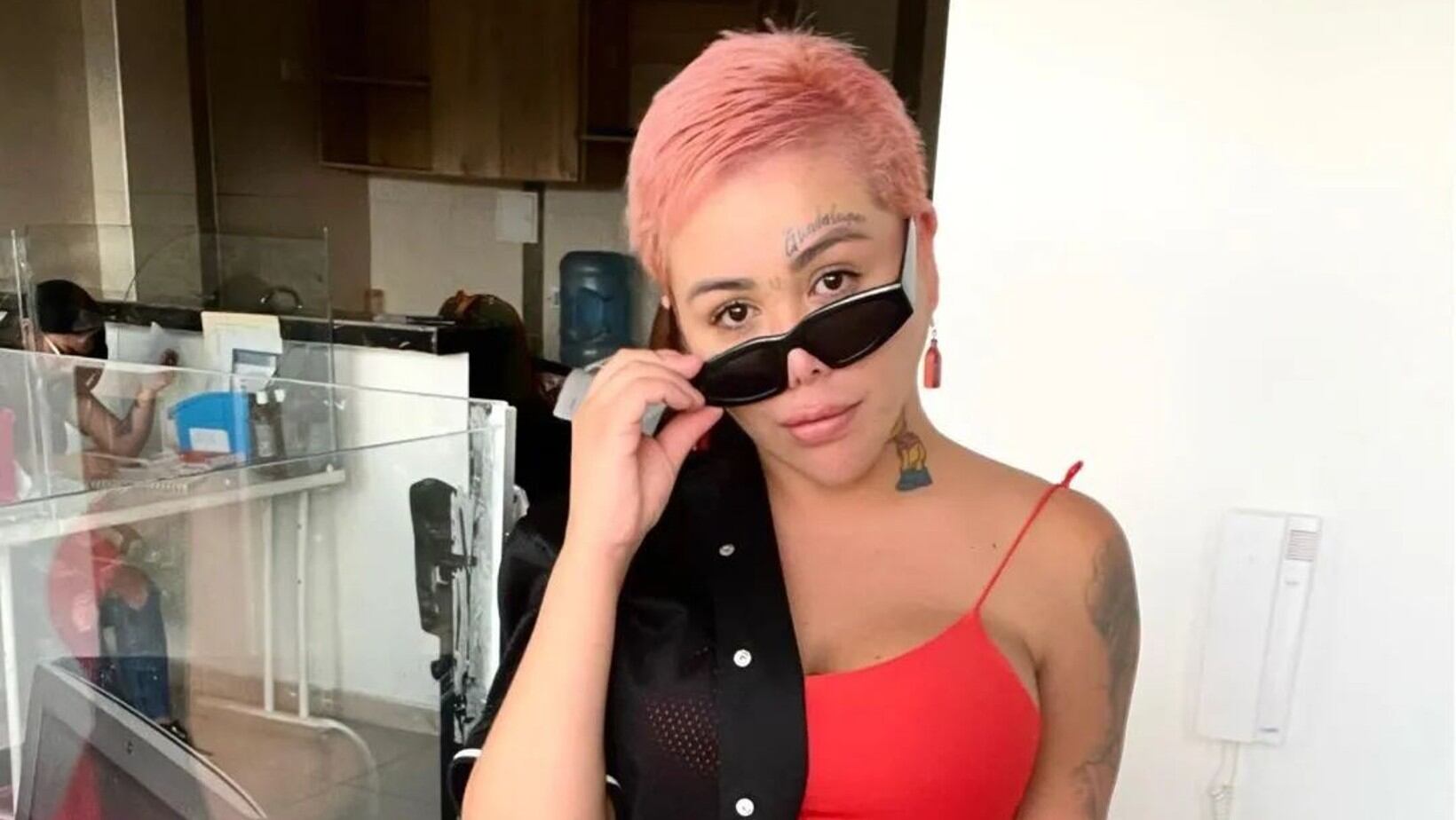 "No me quiero ver": Yina Calderón reapareció luego de operación de emergencia