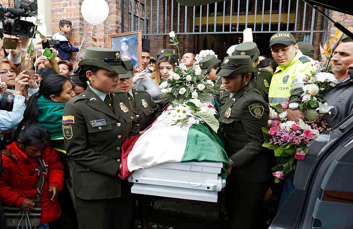 Sepelio  de Yuliana Andrea Samboní en Bogotá el 7 de diciembre de 2016. Guillermo Torres / SEMANA 