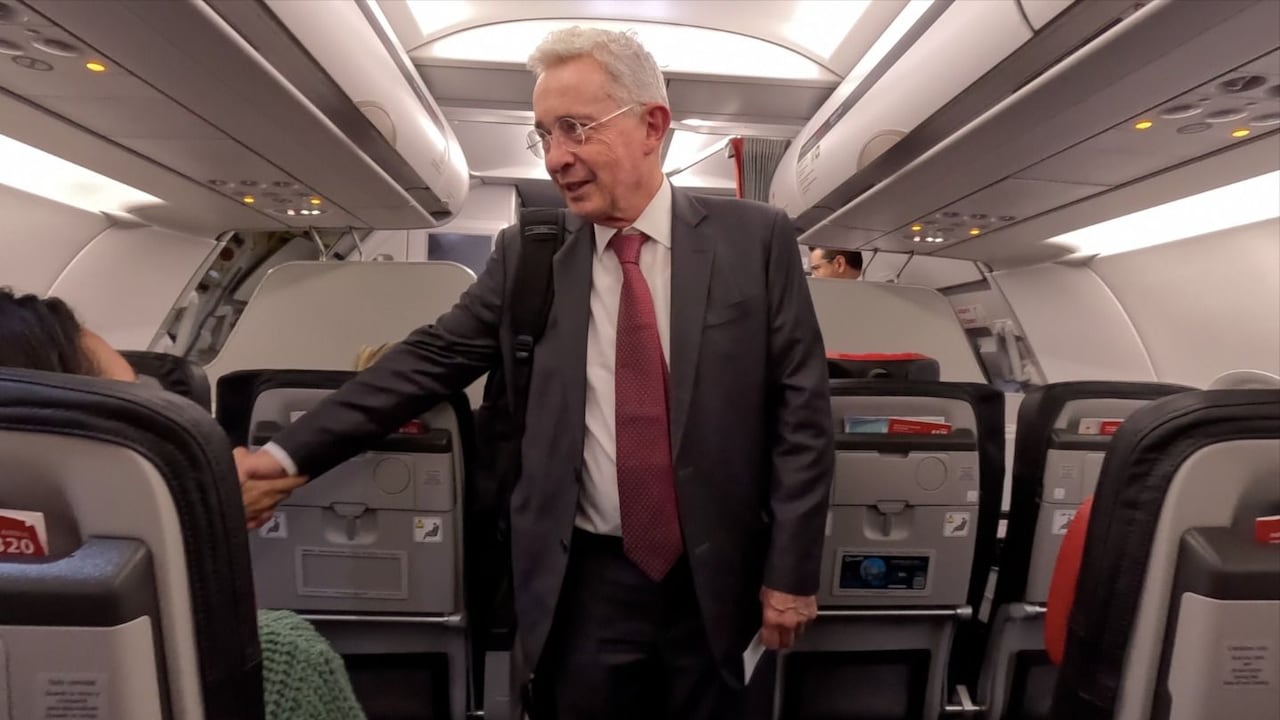 El expresidente Álvaro Uribe, jefe natural del Centro Democrático