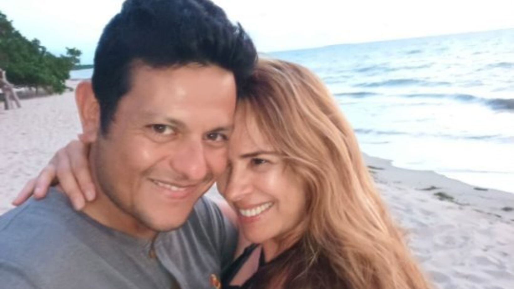 Esposa de expresentador de 'Bravissimo' que está en UCI, pide oraciones en su nombre: “me desbaraté y le pedí perdón a Dios"