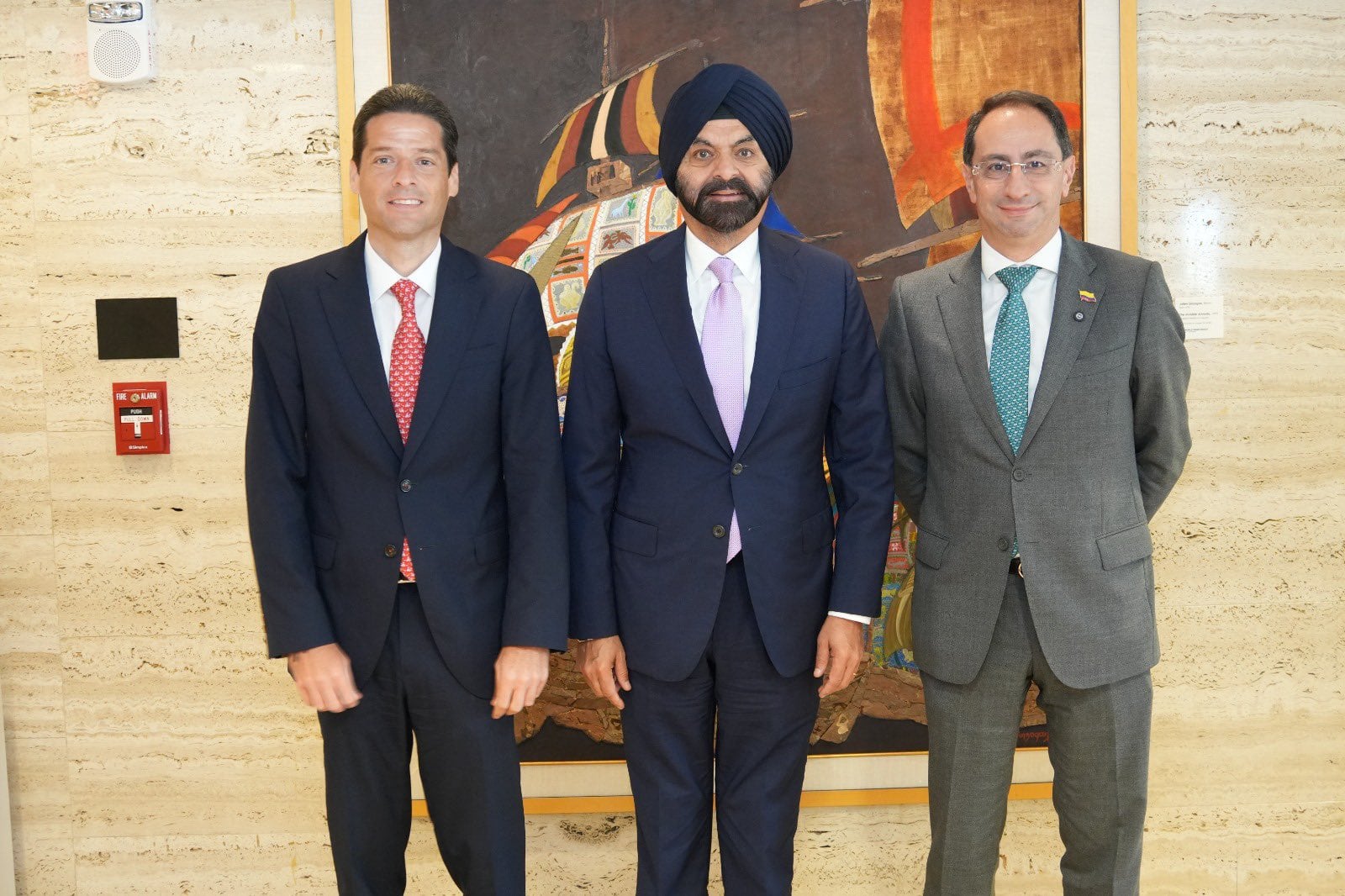 Visita de José Manuel Restrepo y de los ministros designados de Hacienda y Comercio al Banco Mundial.