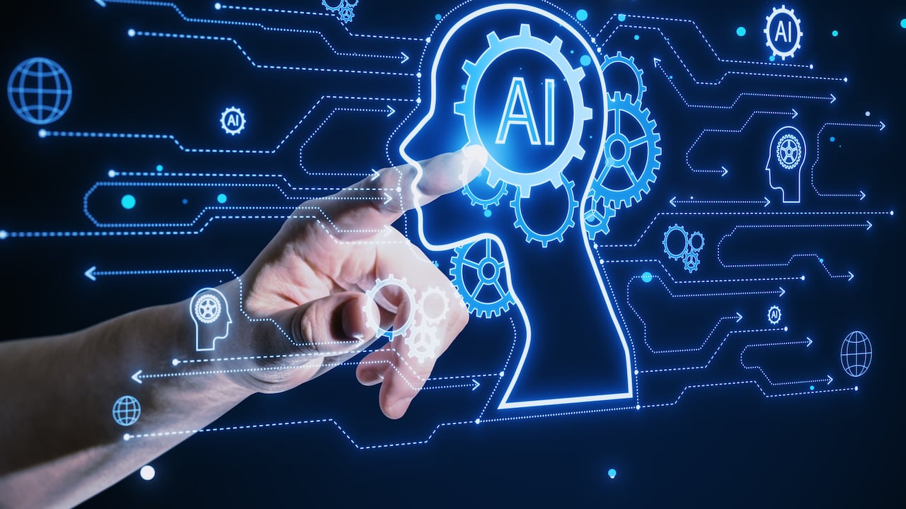 El AI Index de la Universidad de Stanford, sitúa a Emiratos como uno de los países con mayor porcentaje de población y empresas que utilizan herramientas de la inteligencia artificial en su trabajo diario.