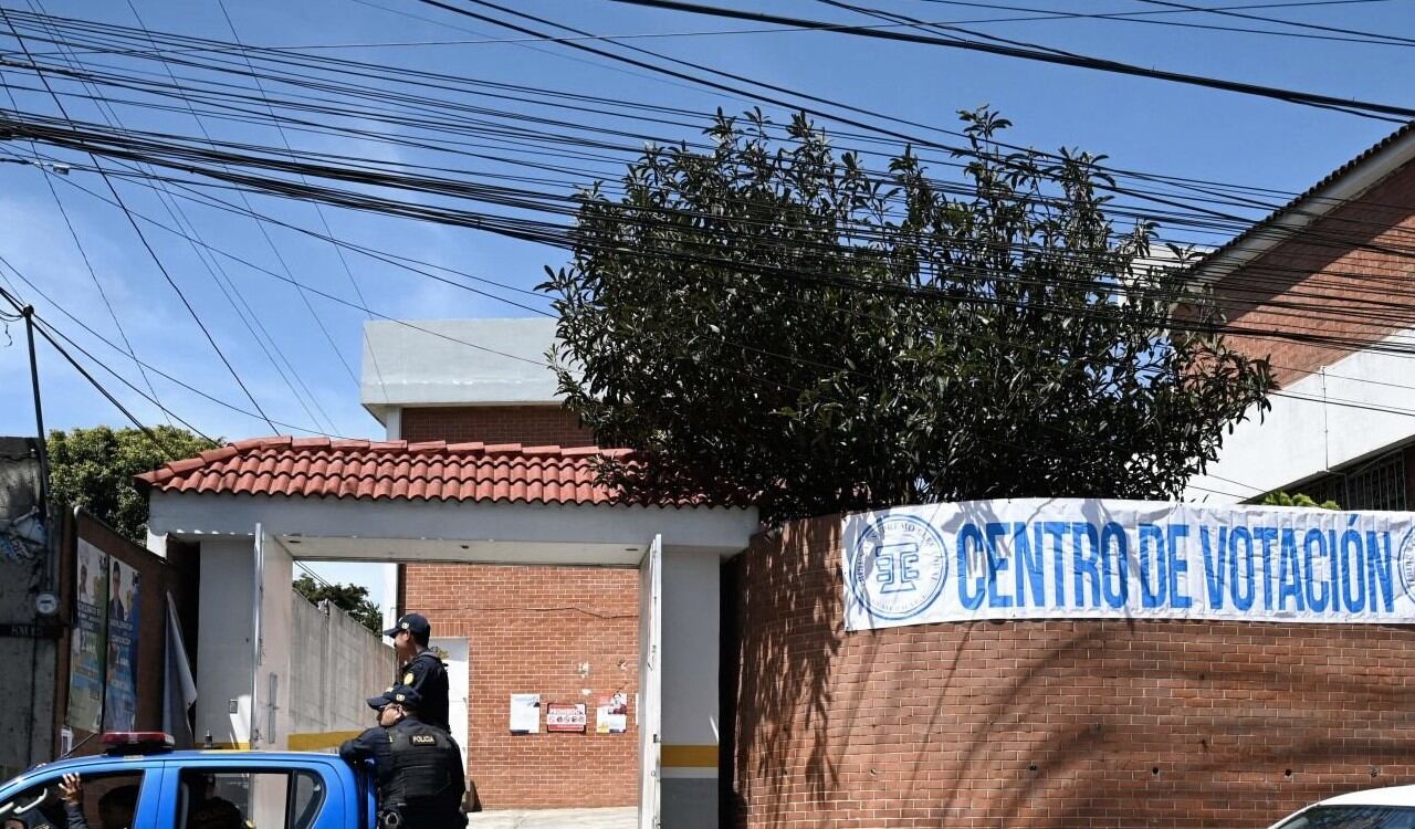 Los centros de votación para las elecciones de presidente y vicepresidente en Guatemala el domingo 20 de agosto están fuertemente custodiados por la Policía del país
