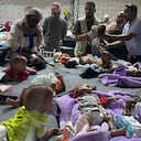 Cerca de 300 niños fueron evacuados de orfanato de Sudán en medio de combates. En ese lugar, 70 menores murieron de hambre y falta e atención médica.