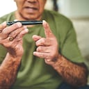 Tanto la diabetes de tipo 1 como de tipo 2, pueden causar problemas graves en la salud.