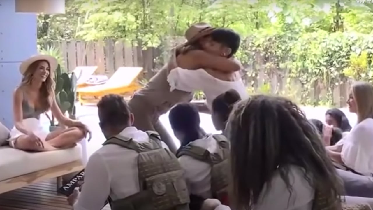 Maleja Sánchez le donó su pelo a su hermana que tiene cáncer.