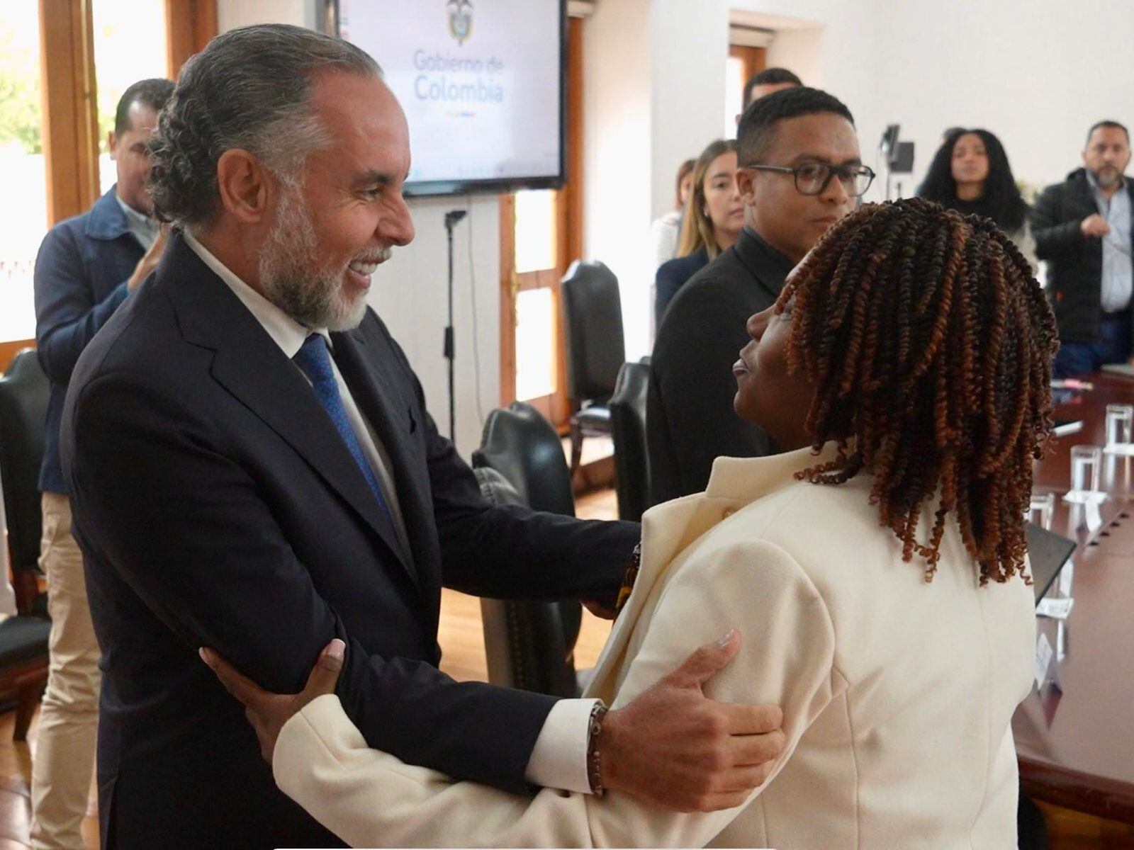 Armando Benedetti y Francia Márquez reunidos en la Vicepresidencia