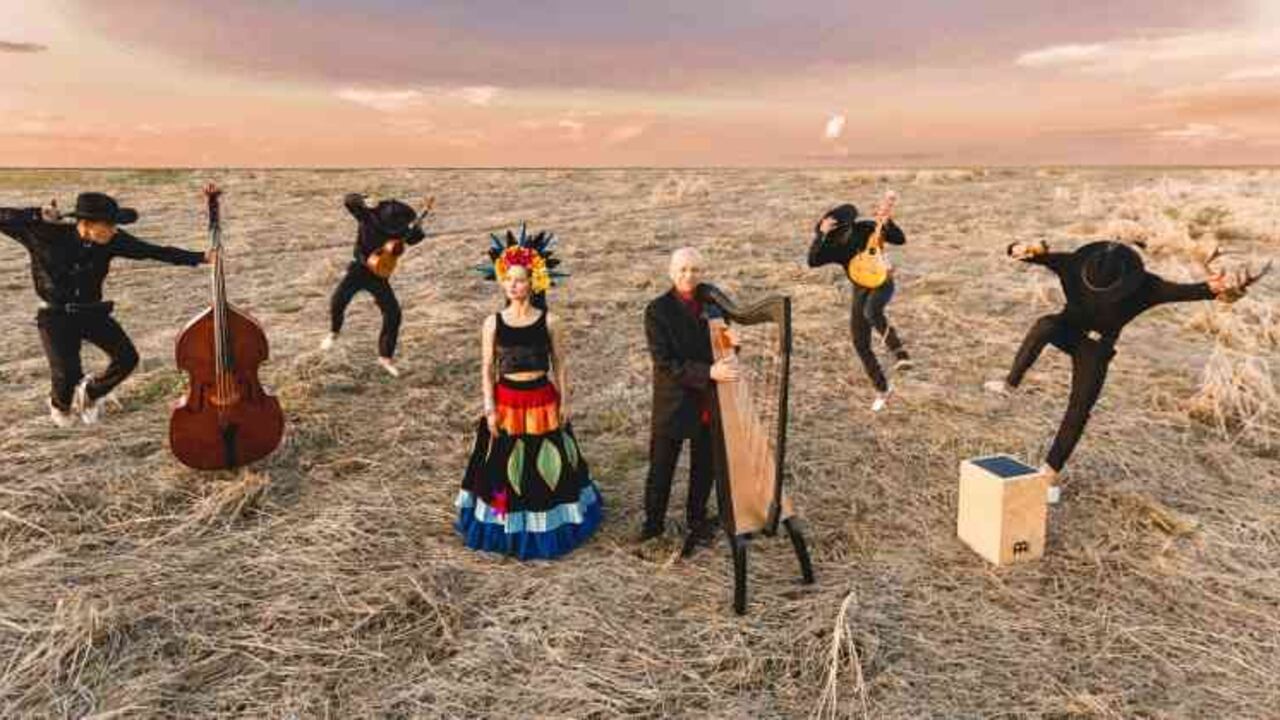 Con su arpa y su grupo Cimarrón, Carlos 'Cuco' Rojas llevó el joropo a los grandes escenarios del mundo.