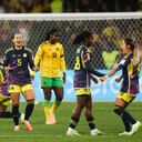 Las jugadoras de Colombia celebran al final del partido de fútbol de octavos de final de la Copa Mundial Femenina entre Jamaica y Colombia en Melbourne, Australia, el martes 8 de agosto de 2023. (Foto AP/Hamish Blair)
