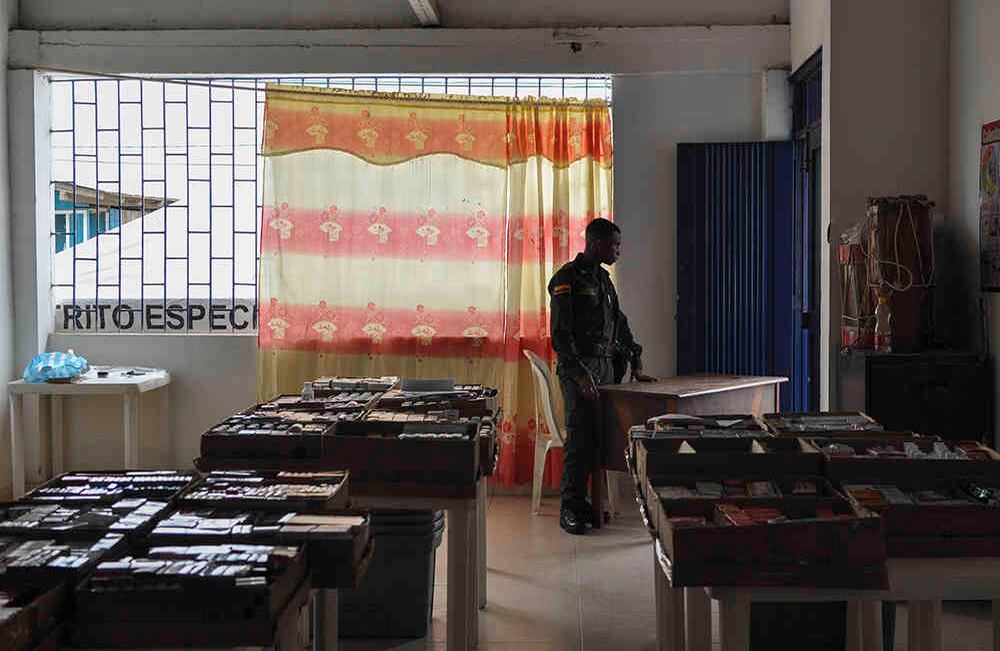 Una farmacia fue instalada en la escuela del barrio el Morrito para la jornada. Foto: Danilo Canguçu