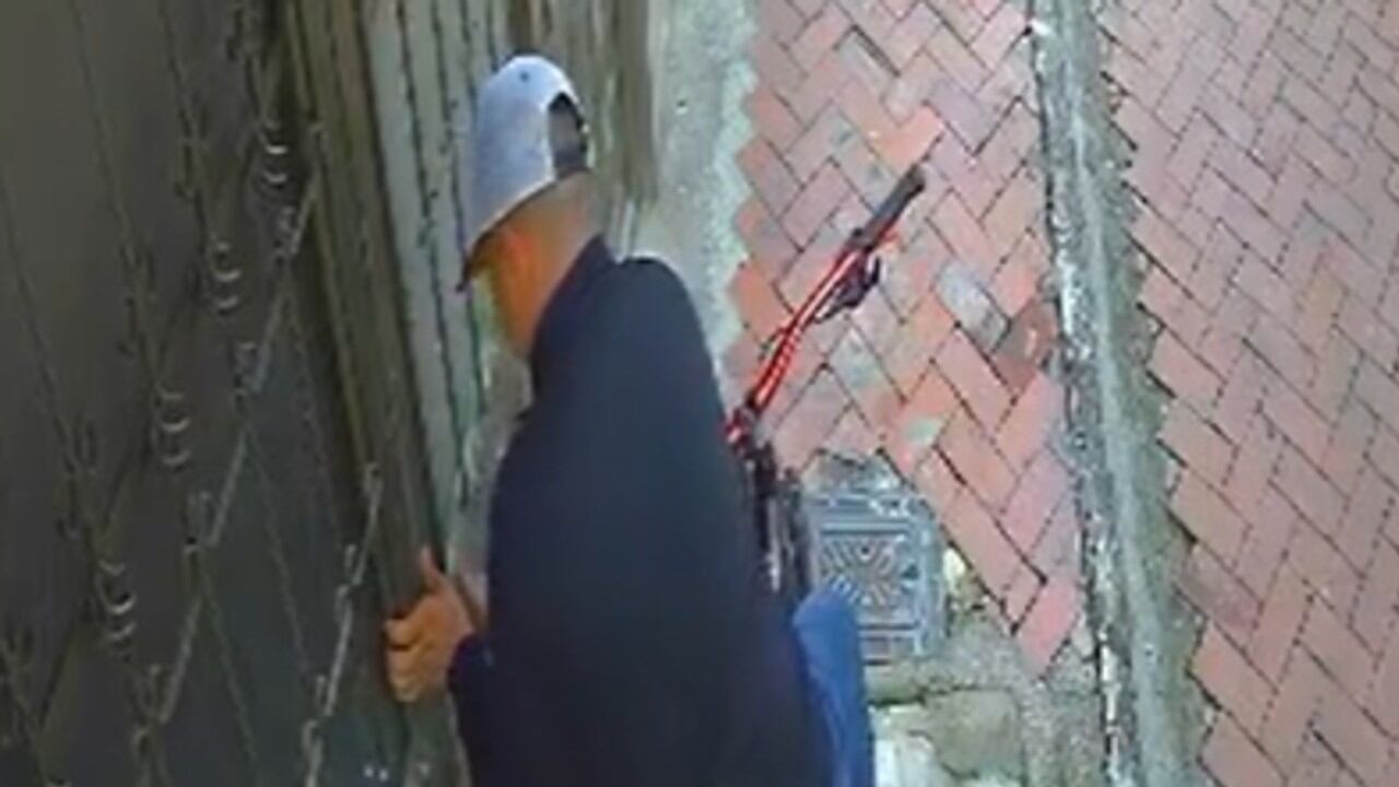 Registros de cámaras de seguridad en el barrio Cantalejo muestran el modo de operación empleado.