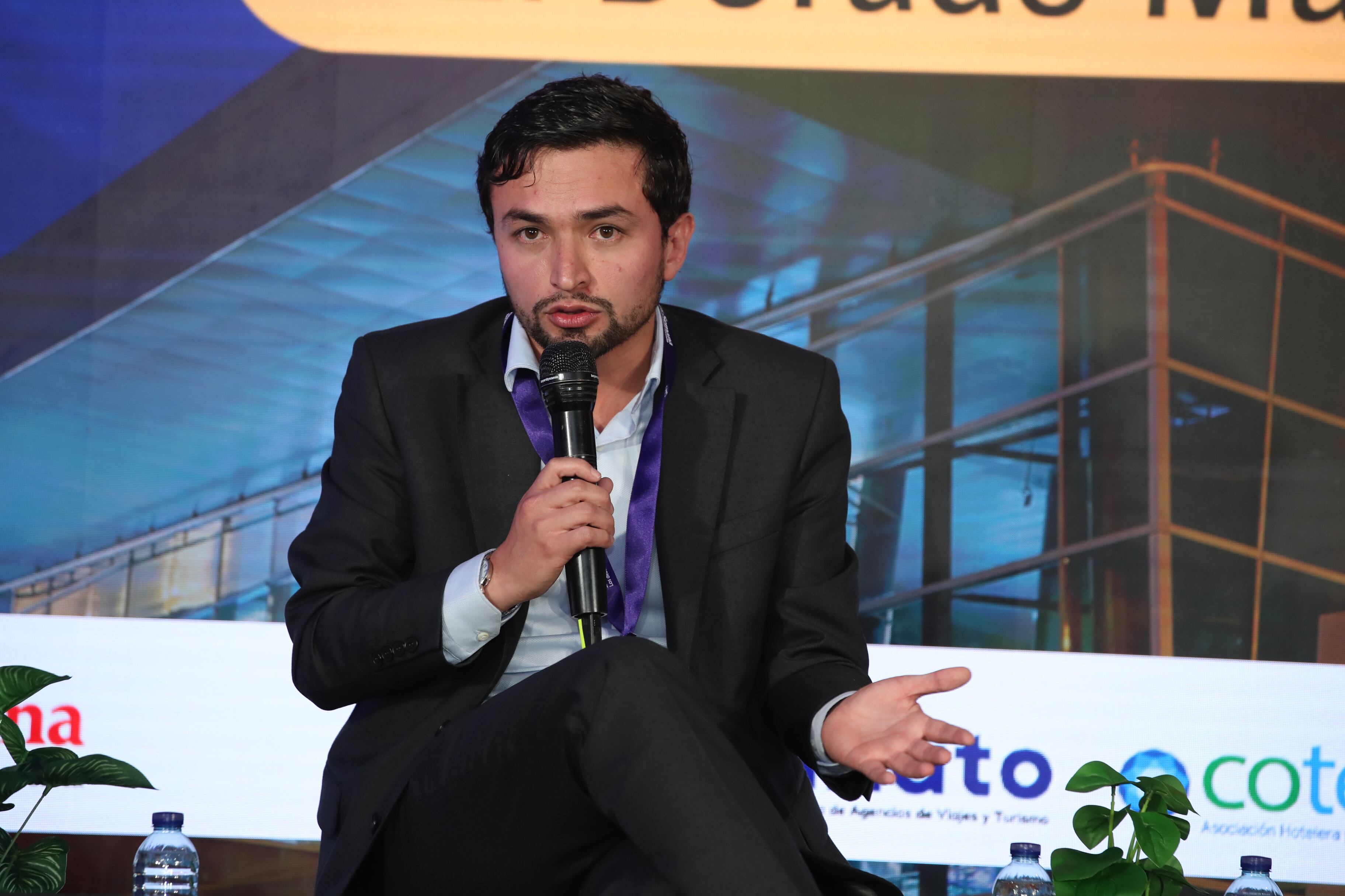 Foro ‘Bogotá y El Dorado: ¿listos para ser el hub de las Américas?’
Miércoles 21 de mayo de 2025

 DEBATE | Análisis del proyecto El Dorado Máximo Desarrollo

Santiago Carvajal
Gerente del Proyecto Bogotá Ciudad Aeropuerto
Ilva Restrepo Arias
Socia fundadora de Restrepo Arias Consultoría Legal y especialista en temas aeronáuticos
Sergio París Mendoza
Exdirector de Aeronáutica Civil
Juan Esteban Villa
Presidente de la Asociación Colombiana de Aviadores Civiles (Acdac)
Modera: Carlos Enrique Rod