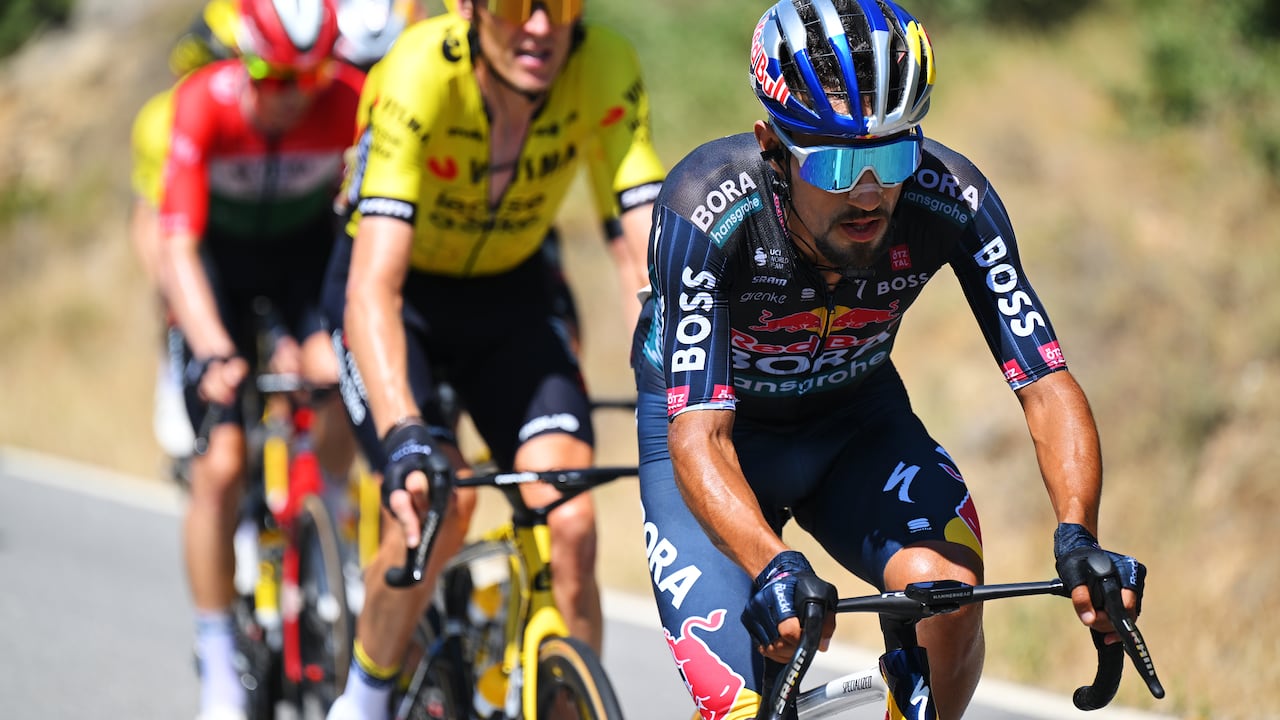 PICO VILLUERCAS, SPAIN - AUGUST 20: Daniel Martinez of Colombia and Team Red Bull Bora - hansgrohe competes during the La Vuelta - 79th Tour of Spain 2024, Stage 4 a 170.5km stage from Plasencia to Pico Villuercas 1544m / #UCIWT / on August 20, 2024 in Pico Villuercas, Spain. (Photo by Tim de Waele/Getty Images)