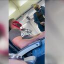 En una entrevista con NBC2 News, el pasajero se comparó con la afroestadounidense Rosa Parks, ícono del movimiento por los derechos civiles.