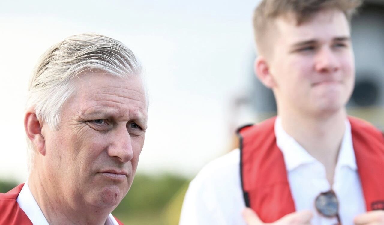 El rey Felipe y el príncipe Gabriel de Bélgica asistieron para seguir de cerca la misión espacial Juice.