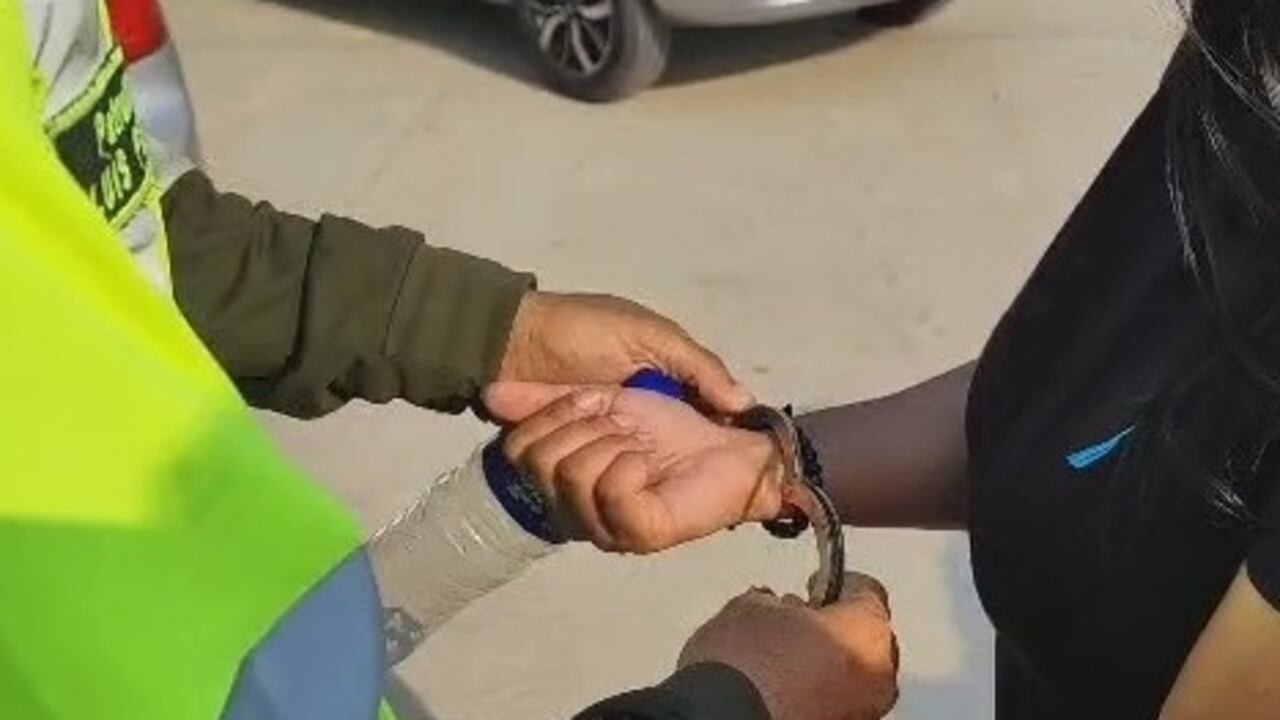 Cayeron ‘Las Barbies’, banda de mujeres que seducía a conductores de transporte para robarles la mercancía. Archivo.