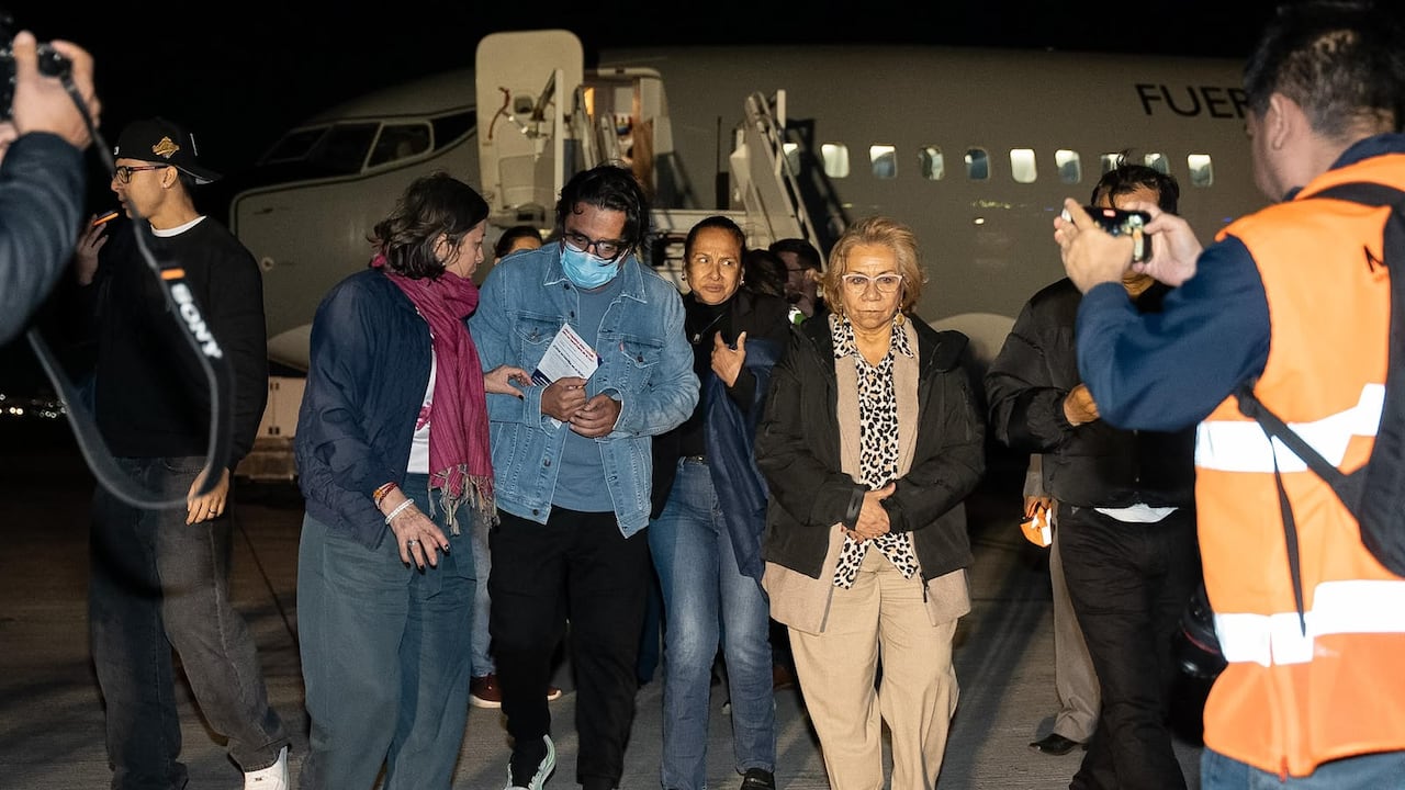 Así fue el arribo del activista Franklin Humberto Coral Garrido, quien permaneció bajo custodia migratoria desde el 16 de junio de 2026. Foto: Cancillería