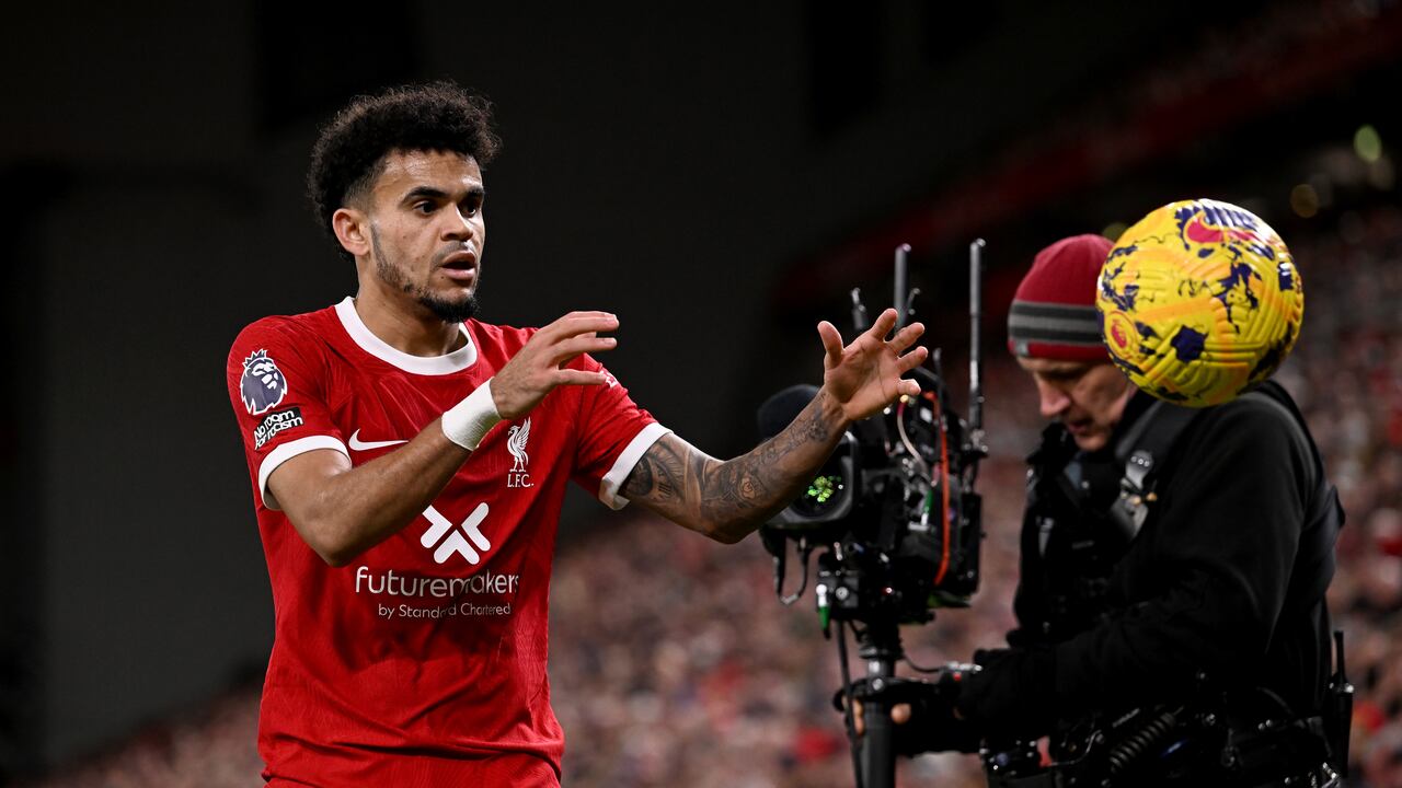 Luis Díaz tendrá que esperar para defender el liderato de la Premier League