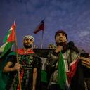 "La ofensiva de Hamás hizo renacer en nosotros un sentimiento que habíamos olvidado desde hacía años y nos devolvió la esperanza de que llegue el día en el que podamos tener la frente en alto", agregó la mujer, de 42 años. (Photo by Carlos P. Carcamo/Anadolu via Getty Images)