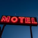 En San Valentín muchas parejas buscan un motel para pasar un momento especial.