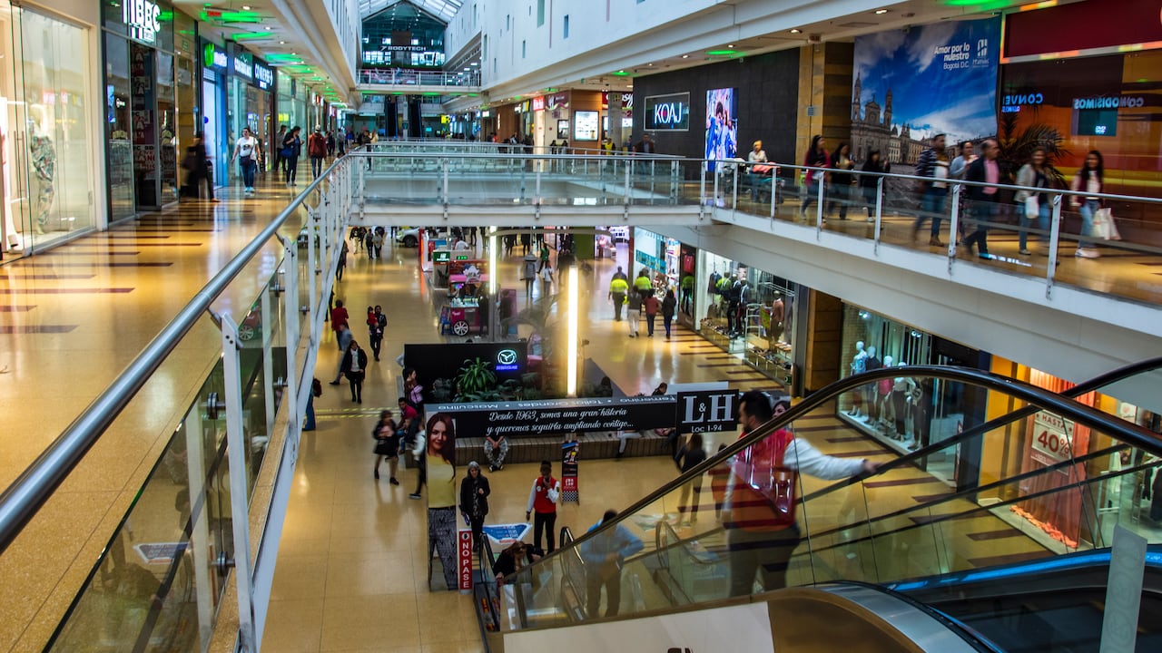 Imagen de referencia de centros comerciales.