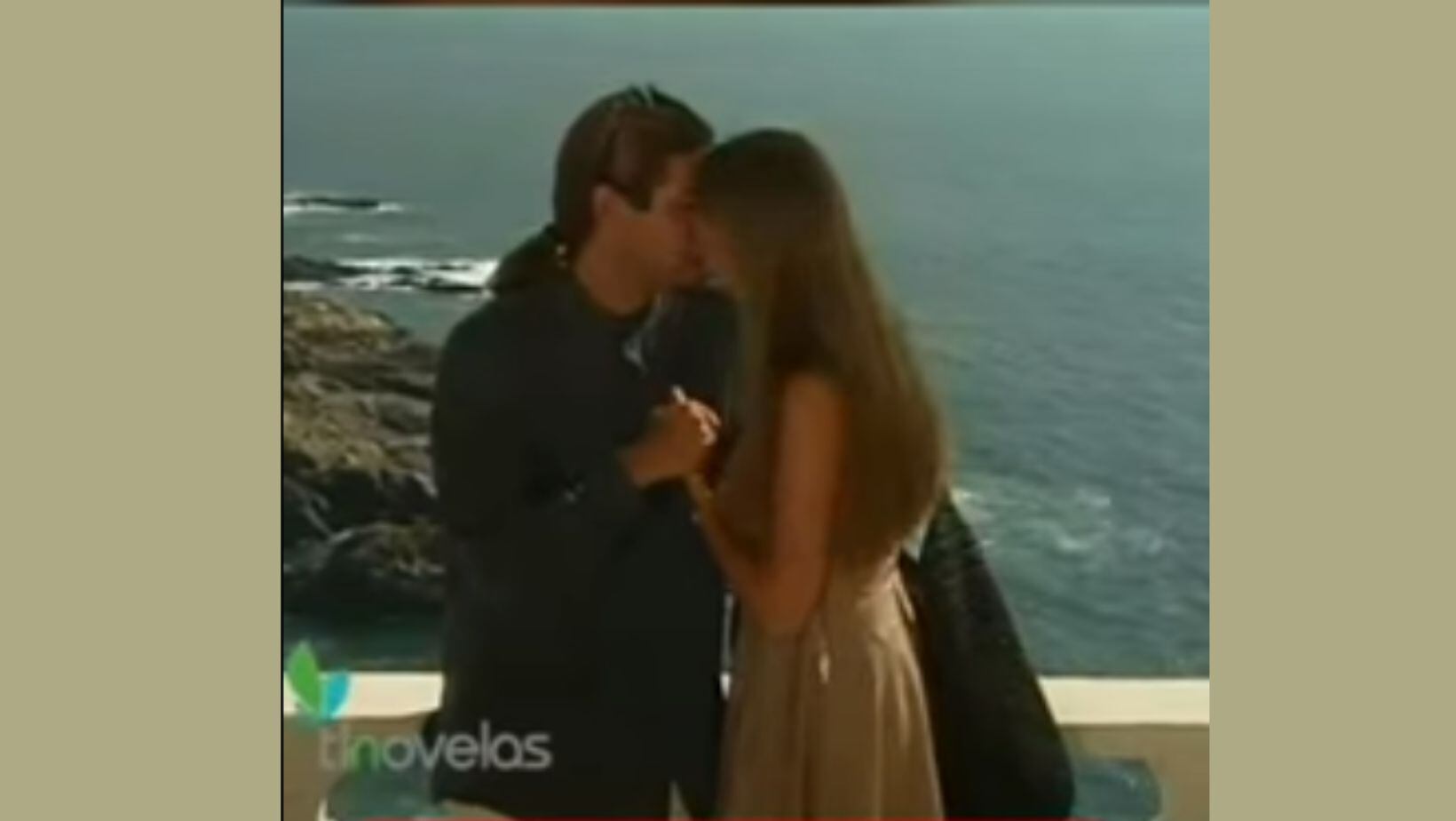 Marcelo Cezán recuerda el momento en el que se besó con Sofía Vergara
Foto: captura de pantalla YouTube bésame Colombia