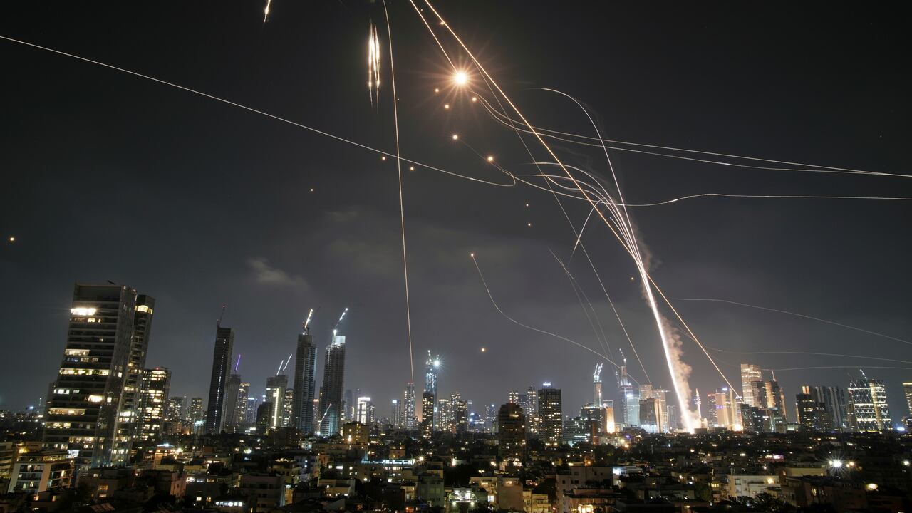 Ataque de Irán a Israel en Tel Aviv.