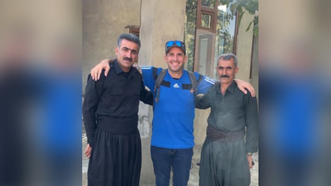 Santiago Sánchez fue arrestado en Irán. El español se encontraba cumpliendo el reto de llegar a Qatar a pie para presenciar el Mundial de Fútbol.