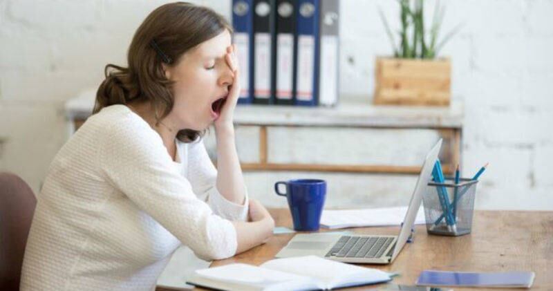 Algunas señales de problemas con la TH pueden ser estreñimiento o diarrea, cambio de peso sin explicación, cabello y uñas quebradizas, problemas de fecundación. 