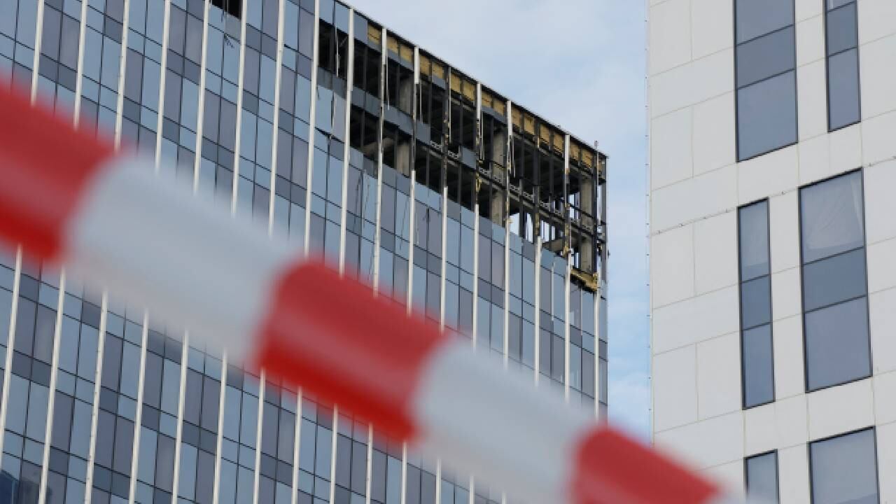 Edificio dañado luego de un ataque con drones en Moscú, Rusia, el 24 de julio de 2023.
