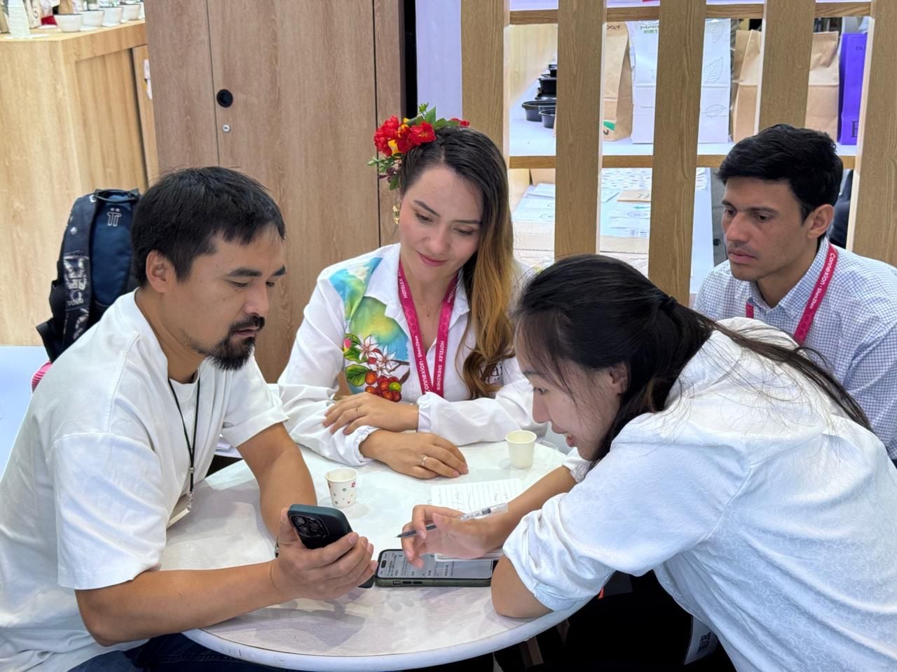 María Yineth Morales fue en 2025 a la feria  Hotelex, en China.