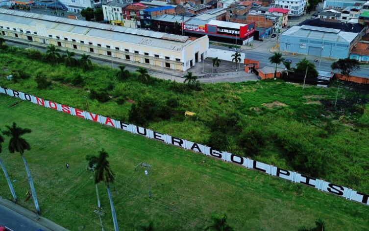 Mural intervenida Calle 25, Cali