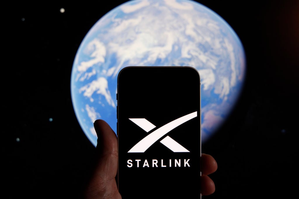El internet satelital de SpaceX se integrará a smartphones modernos sin requerir torres o cableado.