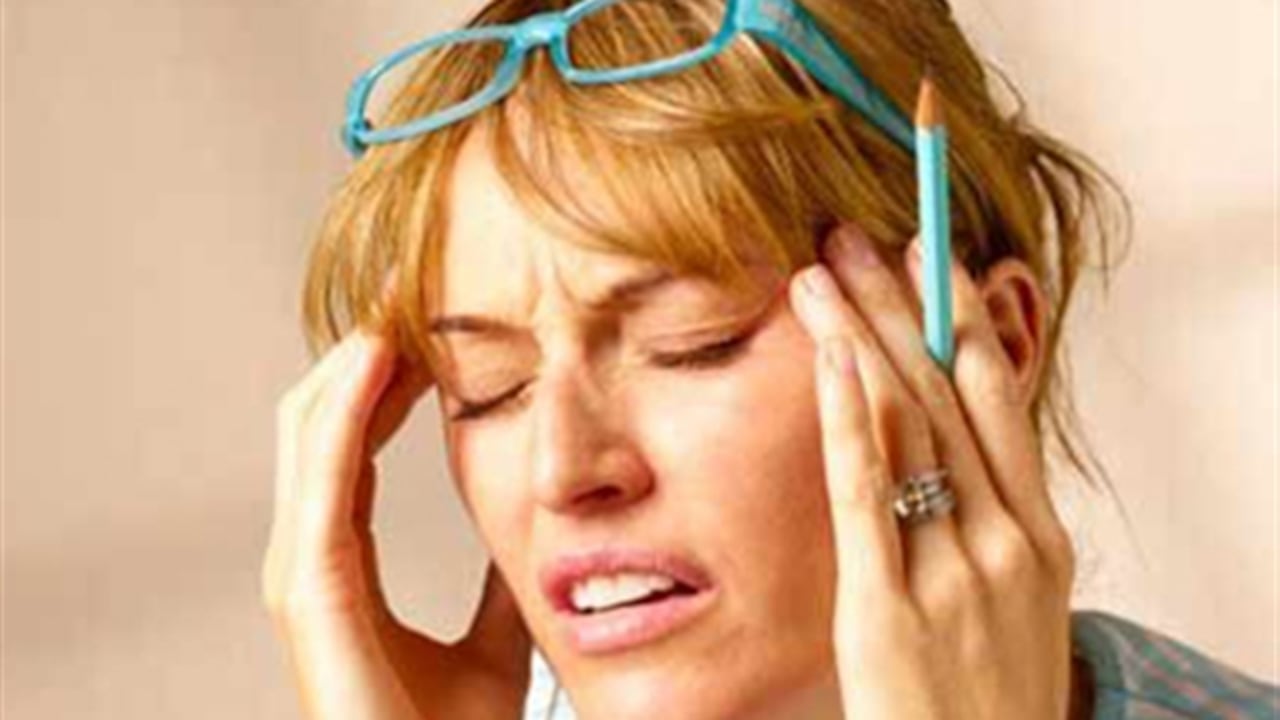 La migraña es un dolor de cabeza que puede causar un dolor intenso o una sensación pulsante de un solo lado de la cabeza. Foto: Getty