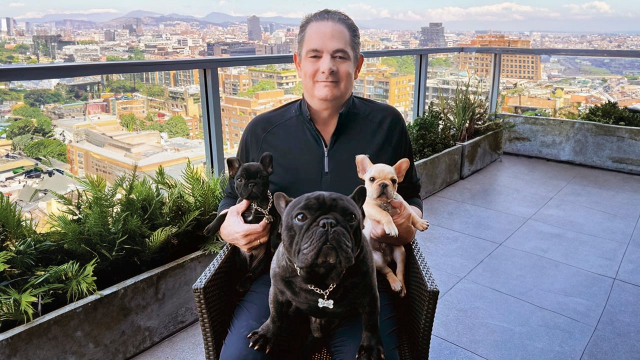 Henry y Toño son hijos de Mancho, el perro fiel de Germán Vargas Lleras, que falleció en 2025. 