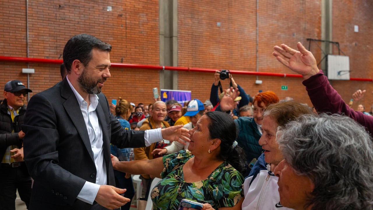 El alcalde Carlos Fernando Galán anunció que más adultos mayores serán beneficiados del Ingreso Mínimo Garantizado en Bogotá