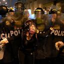 La protesta exige a la presidenta peruana Dina Boluarte un adelanto electoral inmediato, así como justicia por los muertos en las manifestaciones que sucedieron a la destitución de Pedro Castillo como presidente.