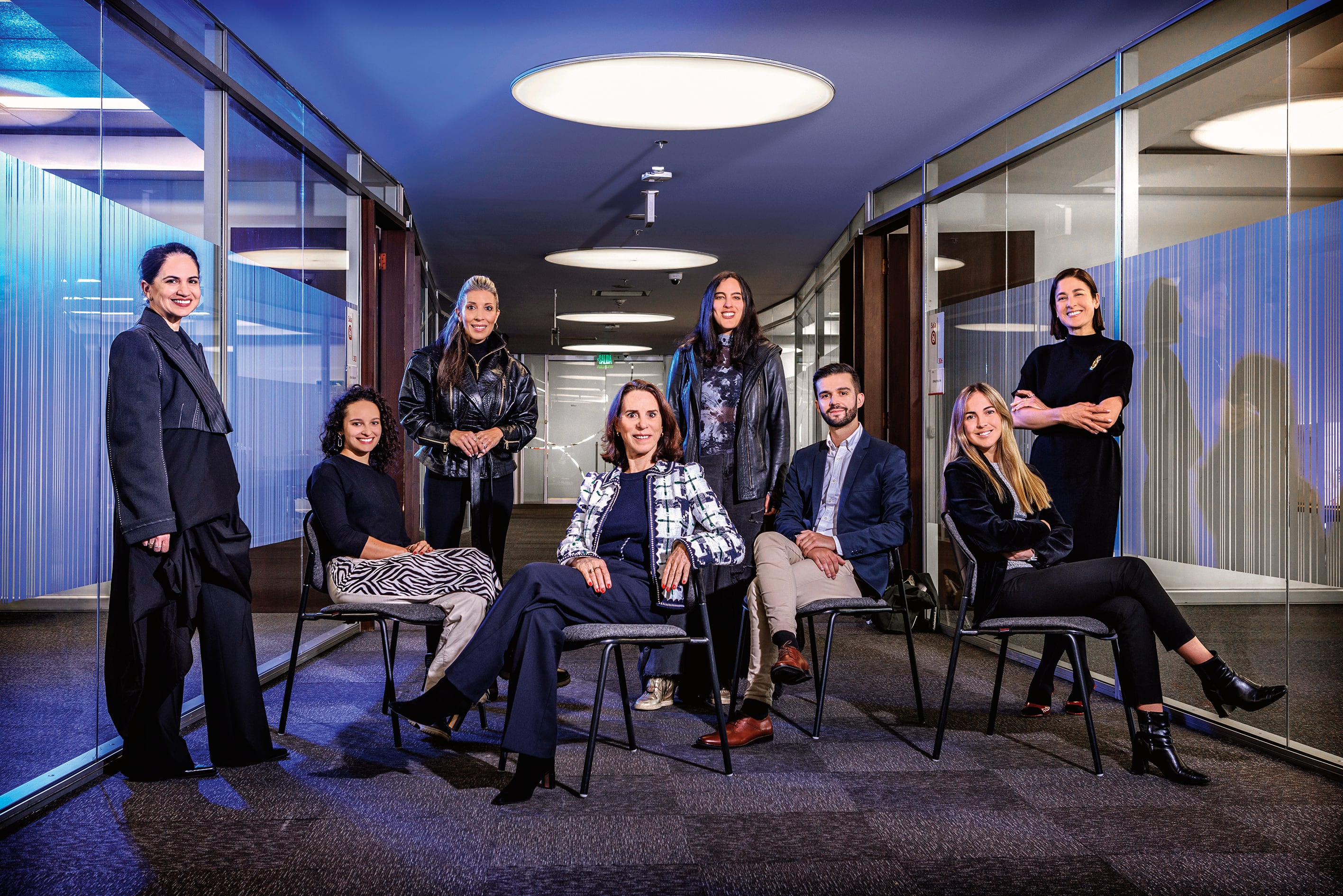 El equipo creativo del Fashion Lab: Mena Lombard, Adelina Osuna, Roxana Frontini, Michelle Rofe, Rebeca Herrera Feldsberg, Mikel Larrañaga, Gabriela Landa e Inés Sabalza.