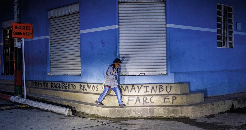   El departamento está preso de la ola violenta impuesta por las disidencias, que se pasean campantes por muchos municipios. En algunos lugares se debe portar carnet de circulación para evitar la muerte.