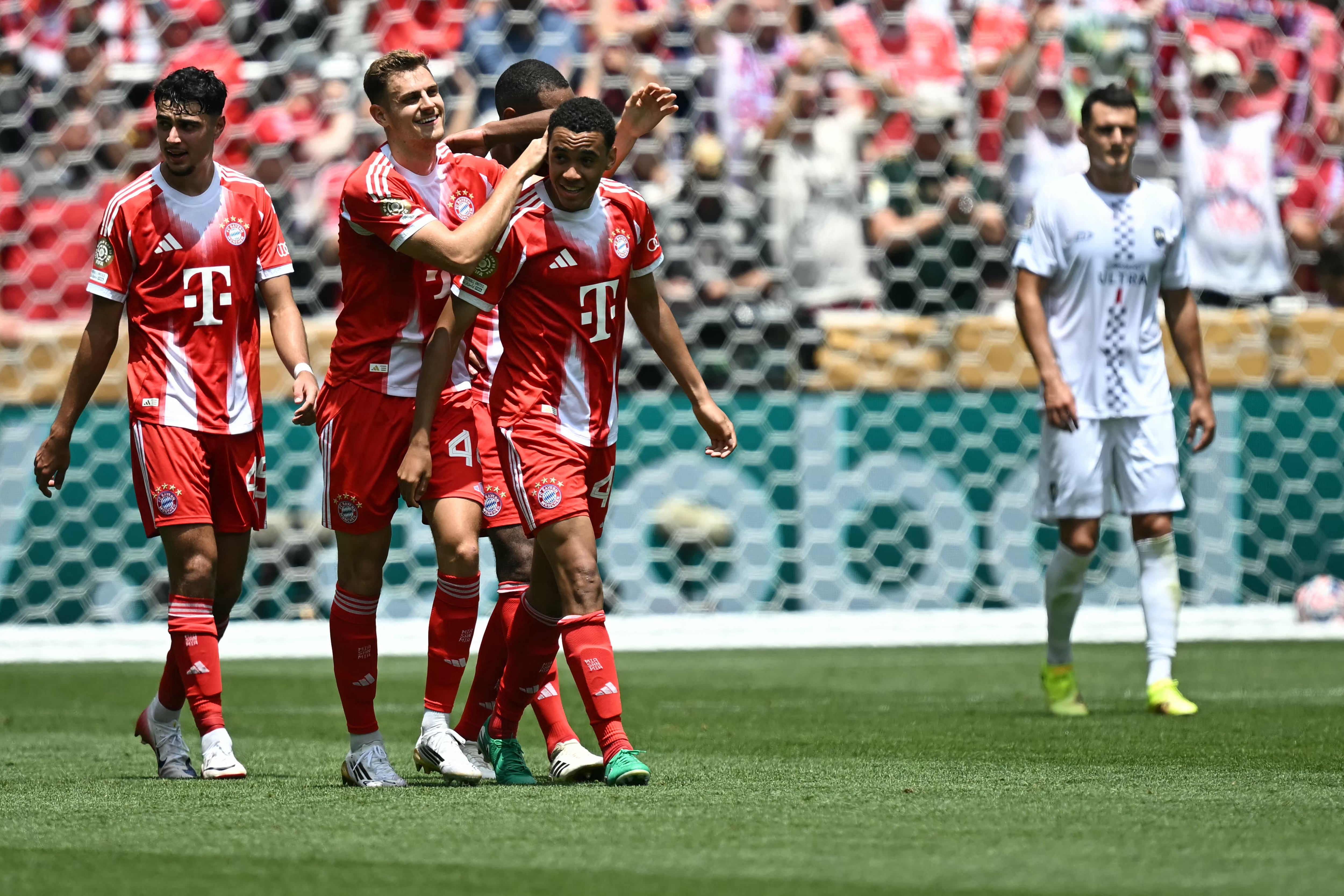 Bayern Múnich se enfrentó al Auckland City por la primera fecha del Mundial de Clubes