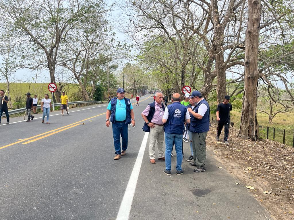 Mediación de la Defensoría del Pueblo evitó confrontación entre manifestantes y comunidad de La Apartada (Córdoba)
