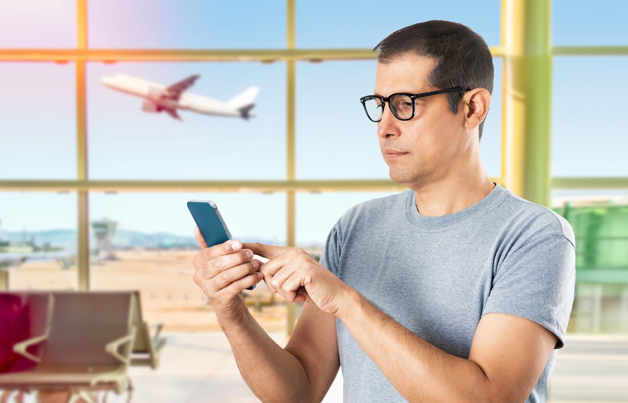 Latam lanza su eSIM en Colombia, ideal para viajeros que buscan conexión sin redes locales.