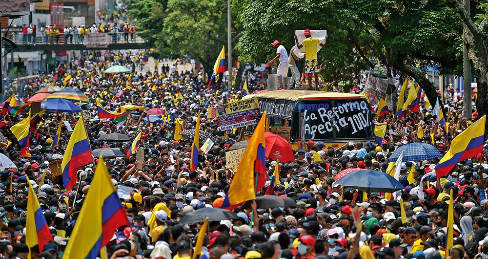 Las masivas concentraciones son una demostración de la urgencia de lograr consensos para cambiar al país.