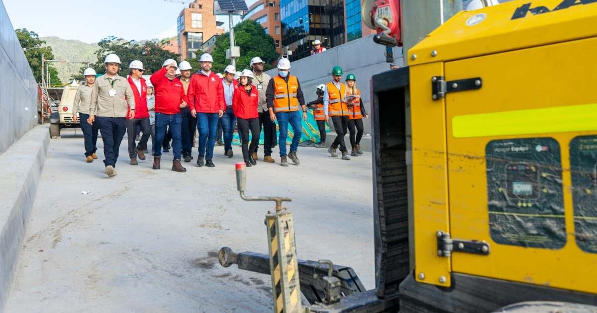 Metro de Bogotá | Galán inspeccionó intercambiador de calle 72 con ...